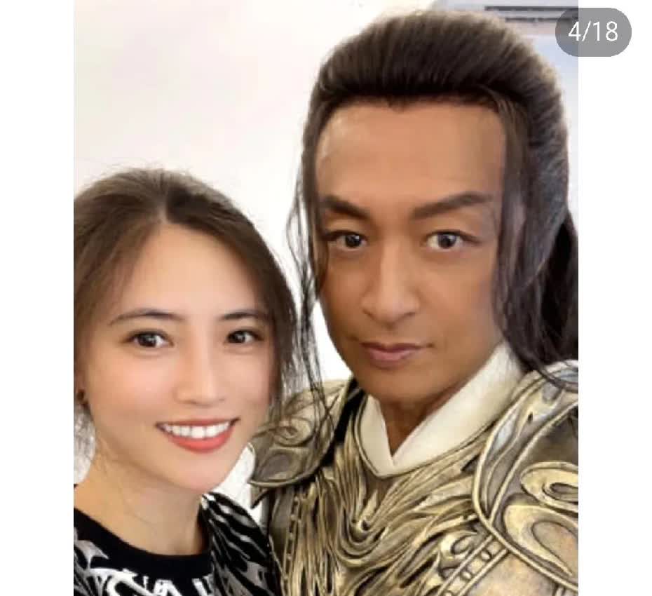 马景涛晕倒风波还未停息，小马哥前妻、现任双双下场，开始掐架模式。
马景涛前妻吴