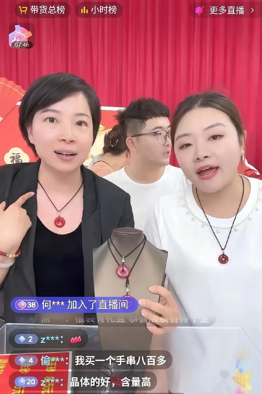 农人小瑞和晨晨的幕后原来是这样的，晨晨真是个能干的女人，这刚生了孩子都停不下来挣