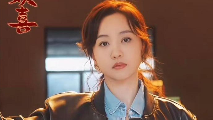 《皆大欢喜》霸道总裁爱上离婚带娃的她，下岗女工创造商业神话，伍霜萍走的每一步都算数