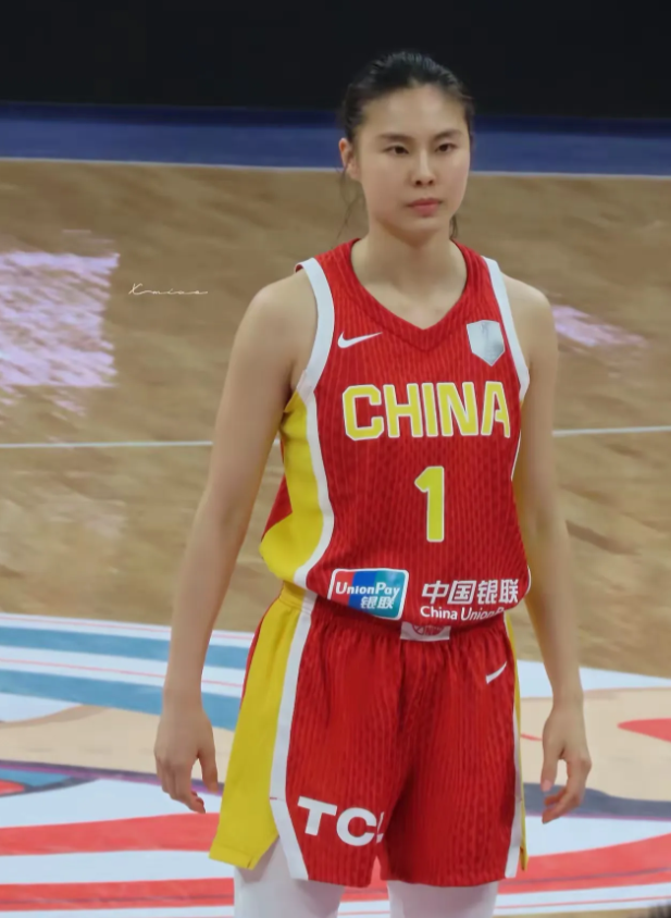中国女篮输给日本队没有任何借口，就是技不如人，投射能力太差。
尤其是后卫线，应该