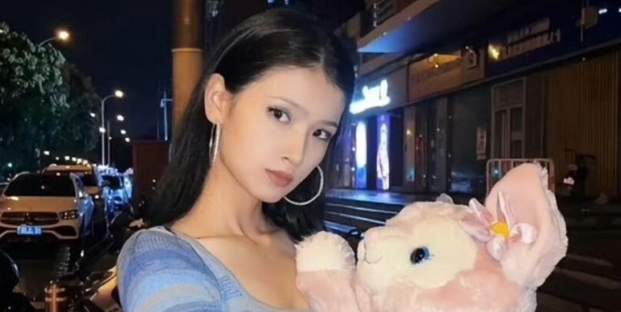 《无忧渡》片尾“方框杀”！24岁女演员夏依丹猝逝1年半，绝版镜头成国剧“生死伏笔