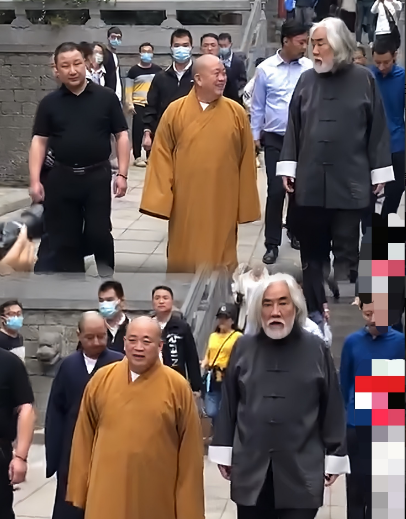 惊！张纪中质问释永信

“你一个和尚怎么能生小孩呢？”

这一灵魂拷问瞬间点燃大