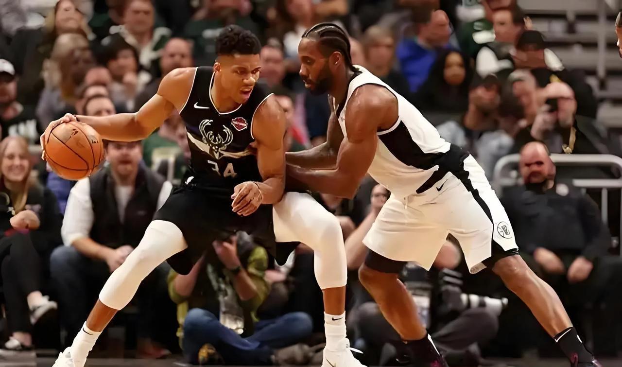 NBA史上防守能力最强的五位球员
2、奥拉朱旺:2次DPOY，2次篮板王，3次盖