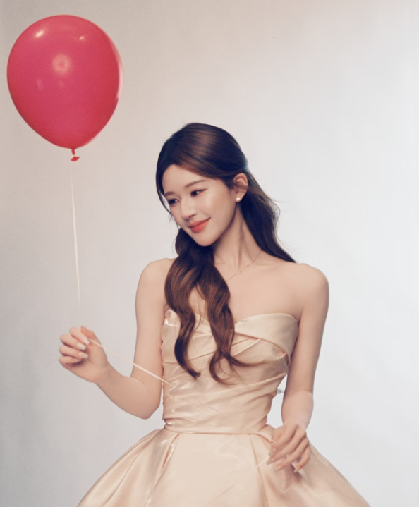 世事短如春梦，人情薄似秋云