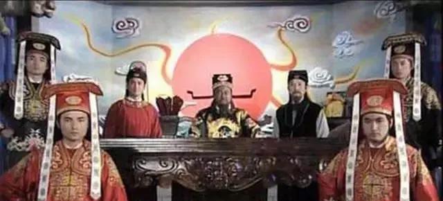 北宋年间，一位80岁的老富翁娶了个16岁的漂亮小妾，第二年，小妾就生了一个大胖儿