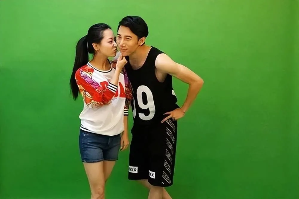 白冰的前夫真的很帅，不输董璇的前夫高云翔！难怪白冰当初下嫁给她，放弃如日中天的事