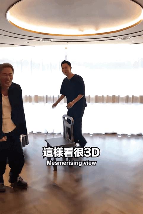 真不知道林峯为什么要如此执着于这个凳子舞，不仅自己跳，还乐于教别人跳。是为了向世