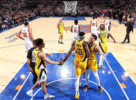 步行者一只脚已经踏入总决赛大门！！！

在NBA历史上，分区决赛一共出现过82次