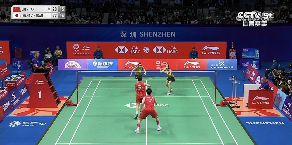 又是一场逆转！圣坛组合强势晋级半决赛！
      今晚，2025年中国羽毛球大