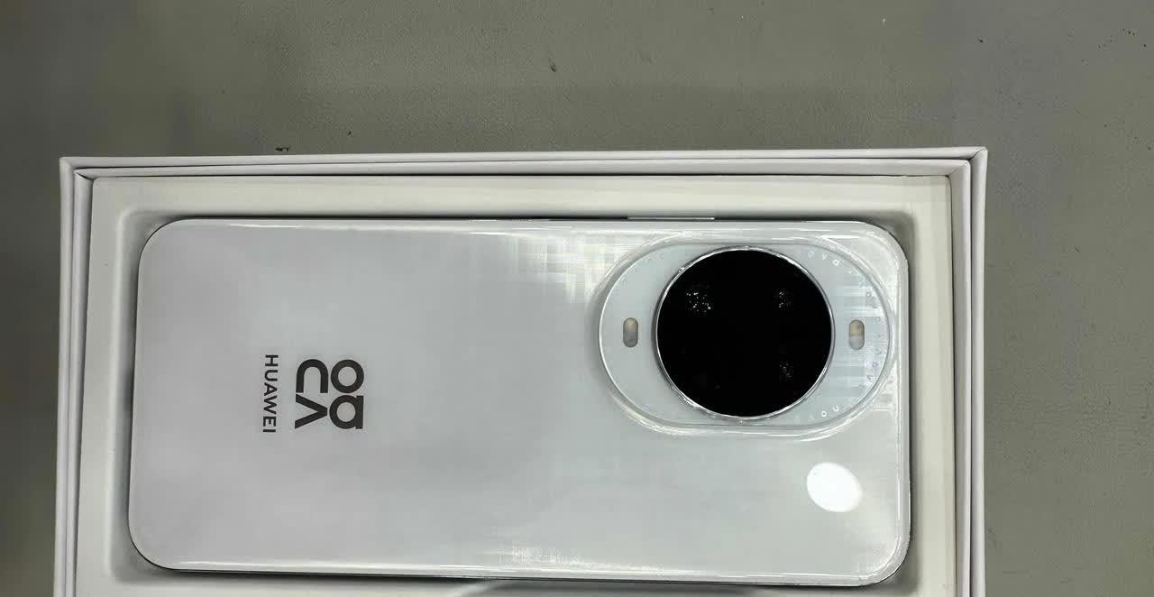 华为nova 14 Ultra点评
优点：信号华为正统水平，功耗控制完美，待机