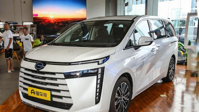 2+2+3座椅布局，续航1200km，这辆新能源MPV实力如何？