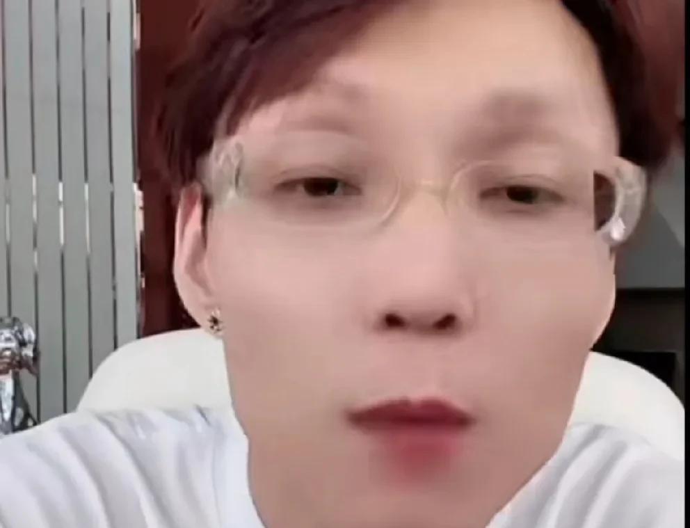 澳门雷少说伽柏在布局对抗老葛他们，脑子里都是计谋！
          伽柏和辛