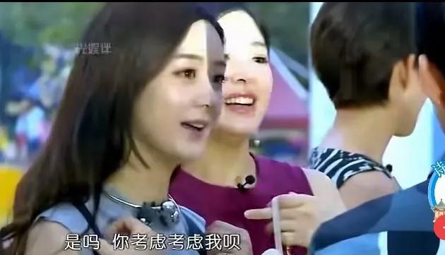 赵丽颖曾经深爱过何炅！
昨天看早古综艺《姐姐来了》，节目里赵丽颖直接问何老师有没