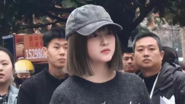 网友偶遇关晓彤鹿晗！