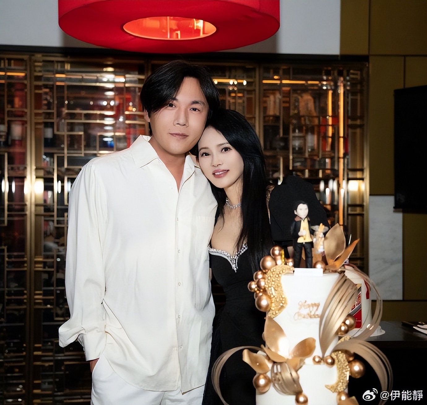 伊能静发长文为47岁秦昊庆生，否认婚变：自己的人生无须向外人解释。
 
人家的日