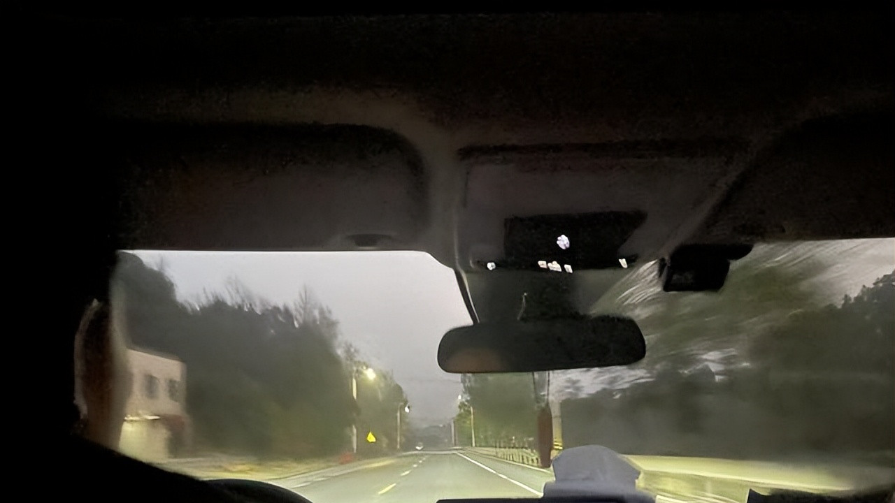 独自驾车跑长途怕什么？不怕驾驶累也不怕距离远，主要是怕这事！