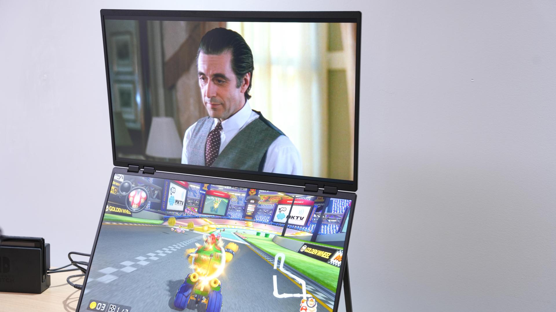 不只两块屏，横竖都能行-雕塑家23.8英寸双4K折叠显示器MU24LT