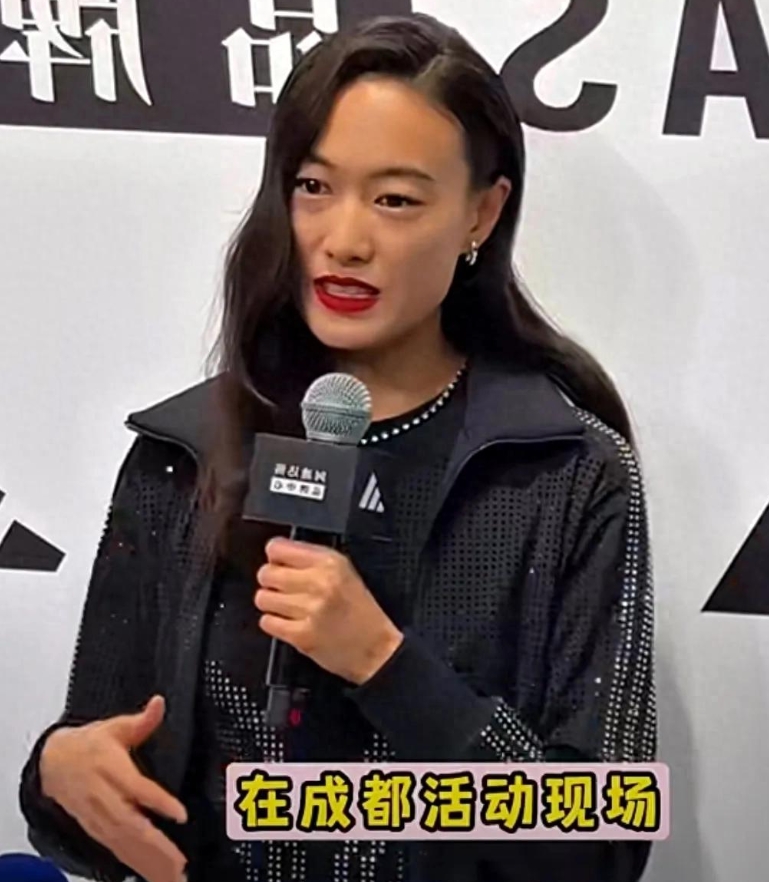 陈冠希老婆秦舒培没想到真实状态居然是这样，一露面网友都惊呆了！
 
秦舒培最近又
