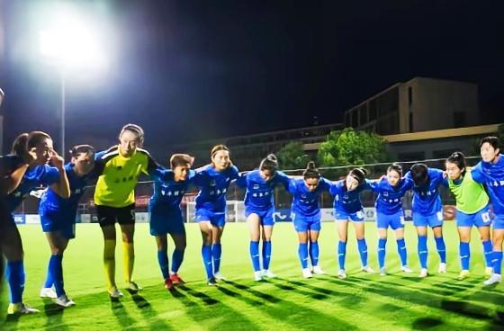 武汉女足双外援首发，0∶2不敌全华班广东女足，争冠路上再一次失去先机，排名退居次