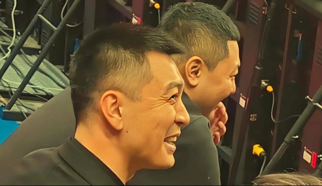 杨鸣喜出望外，王岚嵚打四川对飙孙铭徽，他在辽宁没能发挥100％实力，我大胆建议用