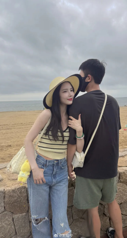 王灿自曝习惯冷暴力伴侣，杜淳被拉黑至少30次，“最高记录7天没搭理过他”
9月1