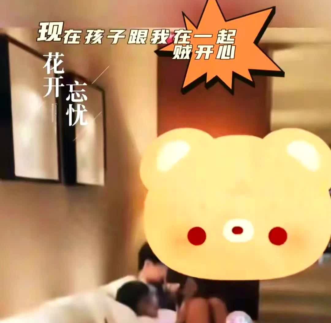 大S去世两月余，一双儿女最新状况曝光！

近日，汪小菲在直播中，自曝了孩子们