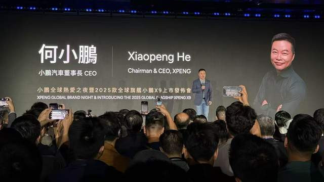 车圈终于卷冒烟儿了 | 韩韩观察