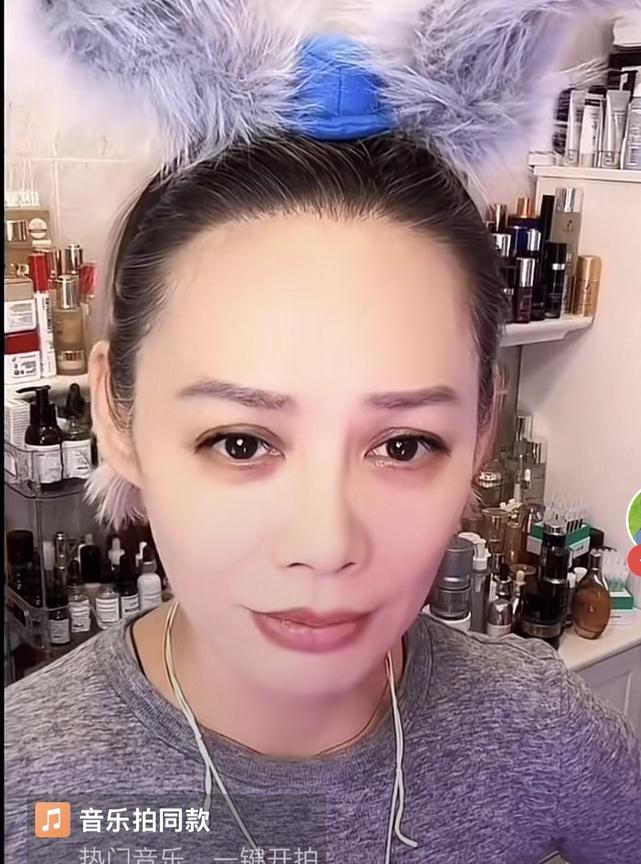 宁静回复来了：我不喜欢汪峰，也没有胃口；又不是找不到男朋友，干嘛要找有妇之夫，傻