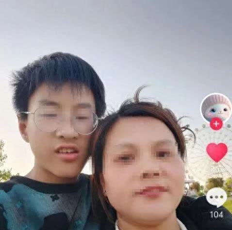 看到这则中学生意外死亡的消息真的很痛心。15岁，本是充满希望的年纪。从妈妈晒出的