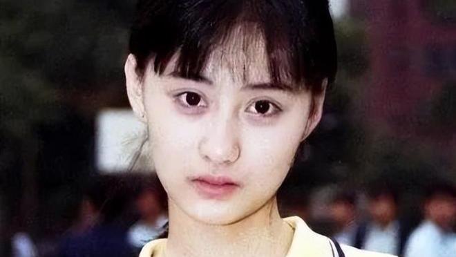 陈德容：琼瑶为她停摆剧组三年，成就一代“最美琼瑶女郎”的传奇