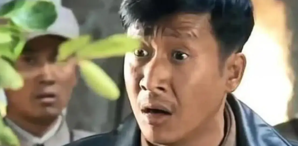 陈大雷一个连的兵力，就能称司令吗？他还真能。而且陈大雷这个司令不是他往自己脸上贴