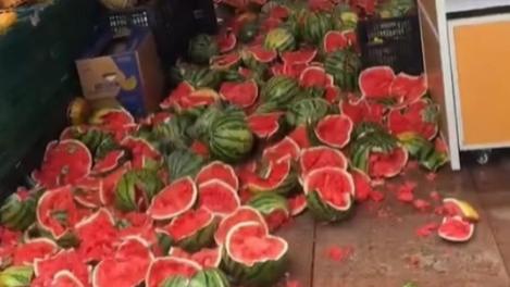 百果园鲜丰上演西瓜对轰，砸爽了？瓜农看了想流泪