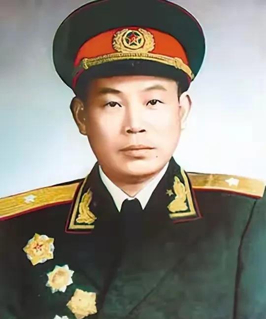 王直（1916年7月—2014年4月7日）中国人民解放军开国少将、政治工作者的杰