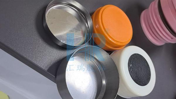 PP塑料粘金属总是脱落？可能选错了胶！