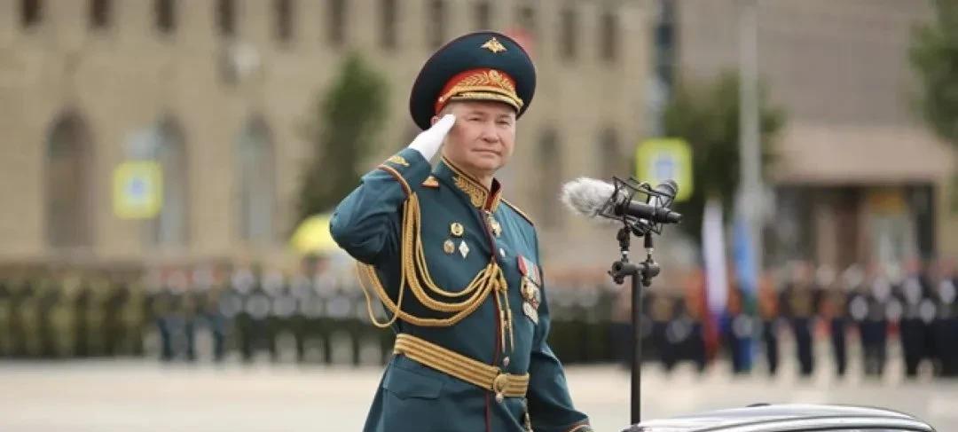 俄罗斯任命了新的陆军总司令，意义深远！这位新上任的陆军总司令是莫尔德维切夫，曾被