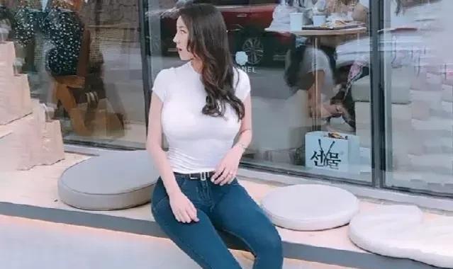 #万能情感指南#
                      相知之甜
    