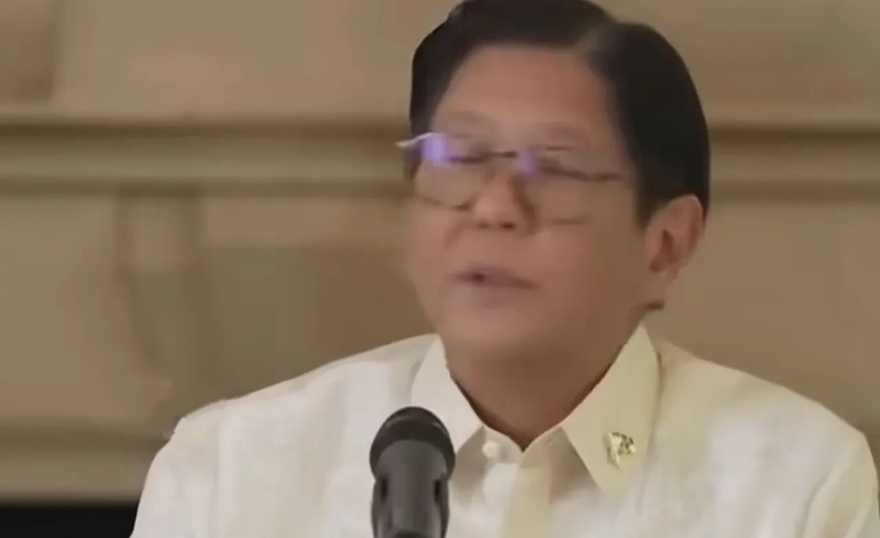 马科斯从美国访问见了特朗普之后，回来对国内民众说，我成功的把对美国的税率从百分之