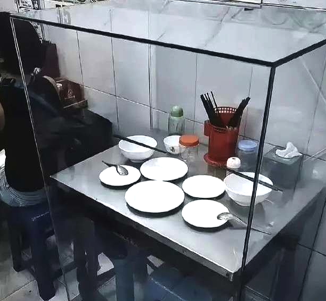一开始我以为是假的，没想到是真实发生的