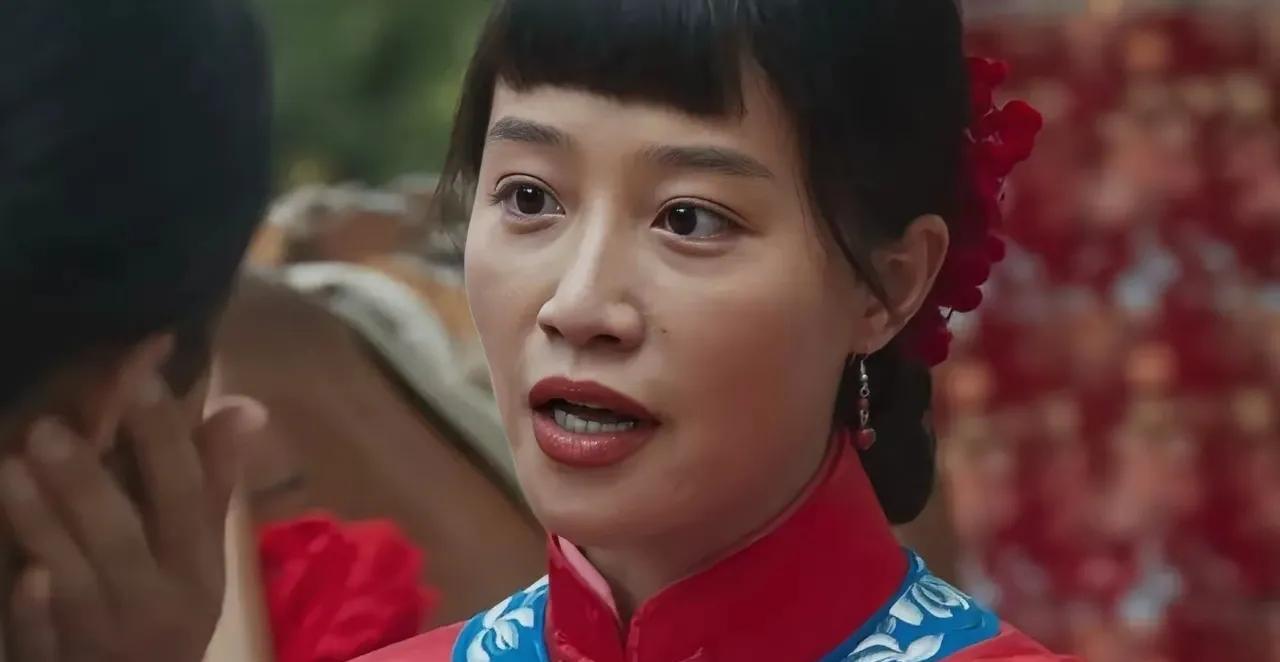 追剧《生万物》 银子把自己嫁给了宁学祥，却把自己的第一次给了铁头。
      