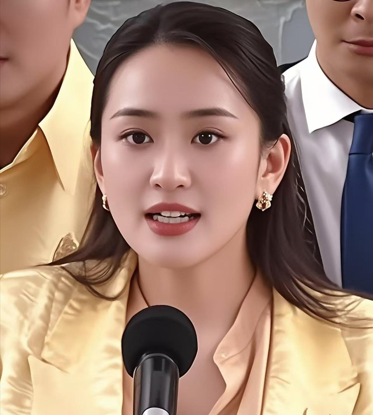 泰国宣布了！9月7日，泰国前任总理佩通坦称将全身心投入反对党工作，全面履行监督政