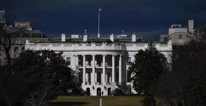 美国近几日放出狠话，只要东方大国愿意达成协议，他们就会感到非常高兴。
美国放出这