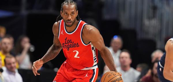 据Jake Fischer报道，NBA内部一些声音认为，快船队应当因涉嫌通过科怀