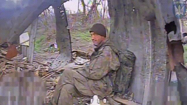 “生死看淡，不服就干！”当地时间2025年4月28日，乌克兰武装部队发布的一个画