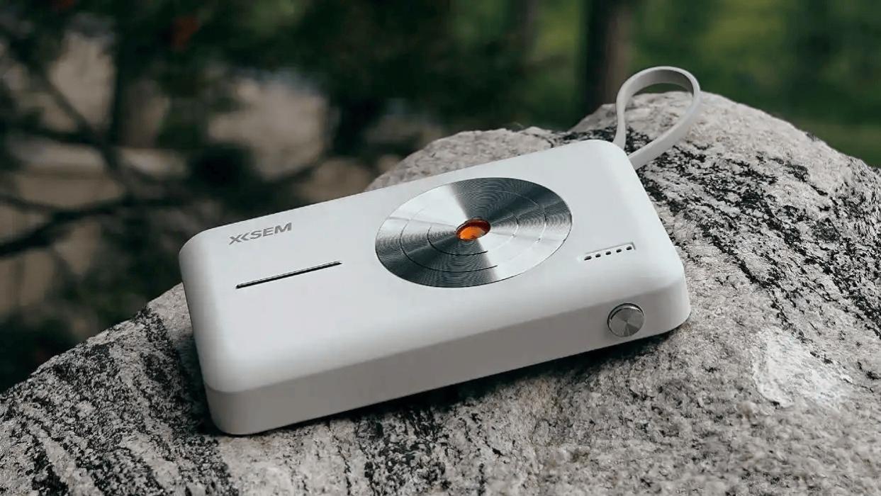 2025年磁吸充电宝十大品牌排行榜：这9款磁力强，充电迅速又耐用！