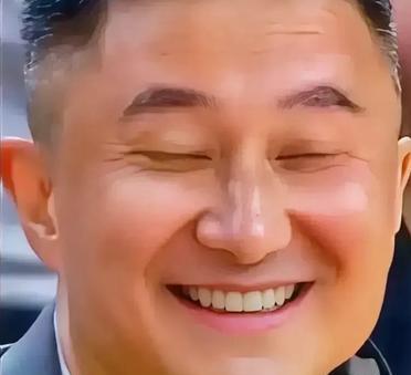 有广东球迷让辽宁队向广东队学习，说广东和山西打了两场，山西球员一点事都没有！意思