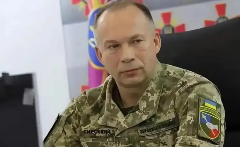 乌克兰武装总司令瑟尔斯基表示，现在乌克兰部队的主要任务是稳住防线，特别是在顿涅茨