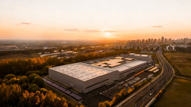 从“单车安全”到“全域生态安全”：吉利发布行业首部智能汽车安全白皮书