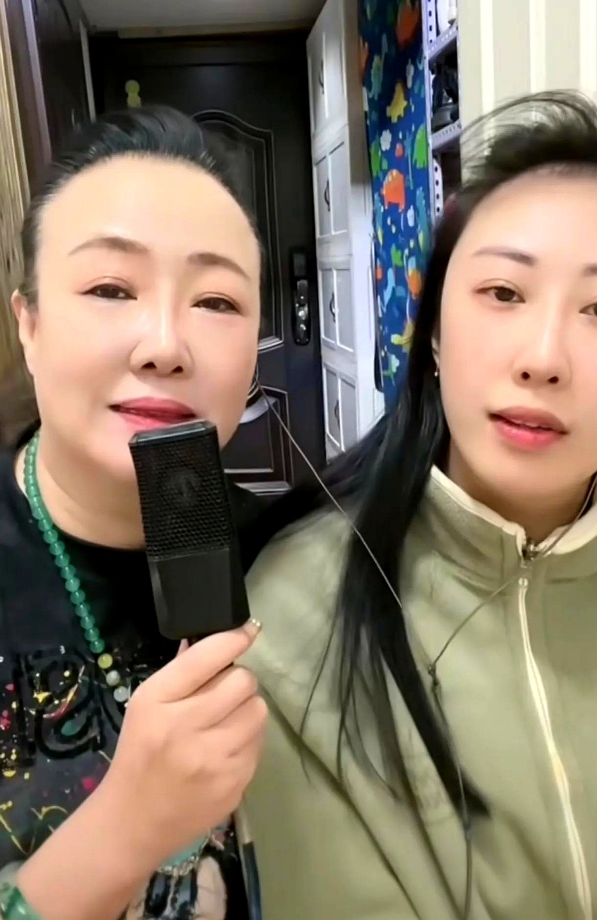 刘能媳妇愁嫁闺女











唉，明星也愁嫁闺女！"刘能媳妇"孙立荣最