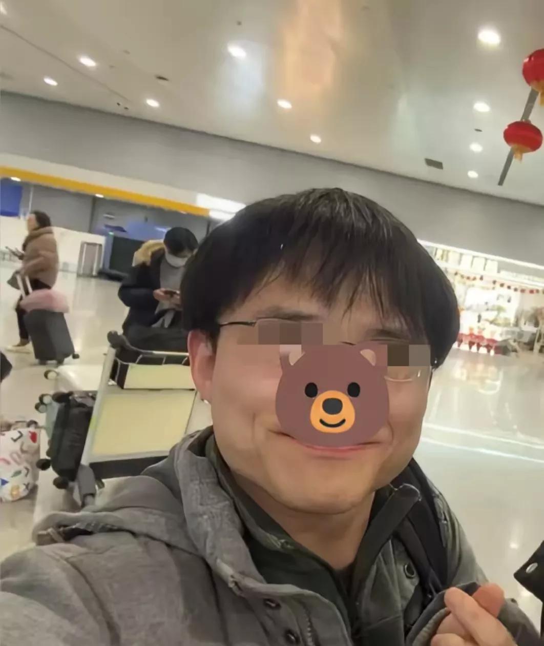 今天，3月22日突然刷到这一消息，真是感慨万千
曾经这位复旦大学的博士生，可肯是