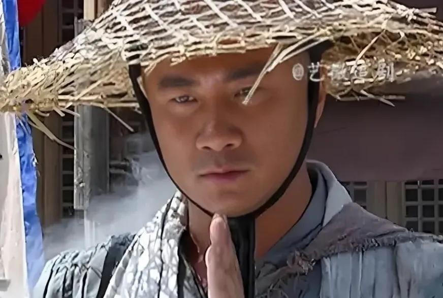 朱元璋，开国皇帝一个碗。
一碗打天下，做了皇帝竟然为了乞讨时的那碗汤，睡不着。